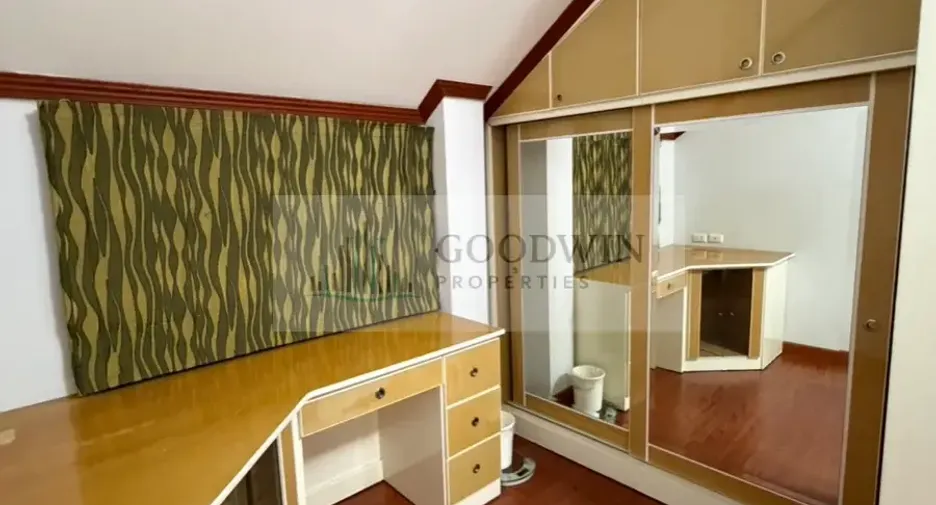 Haus zum Kauf und zur Miete mit 3 Zimmer in East Pattaya, Pattaya