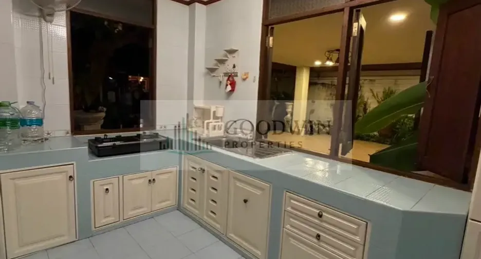 Haus zum Kauf und zur Miete mit 3 Zimmer in East Pattaya, Pattaya