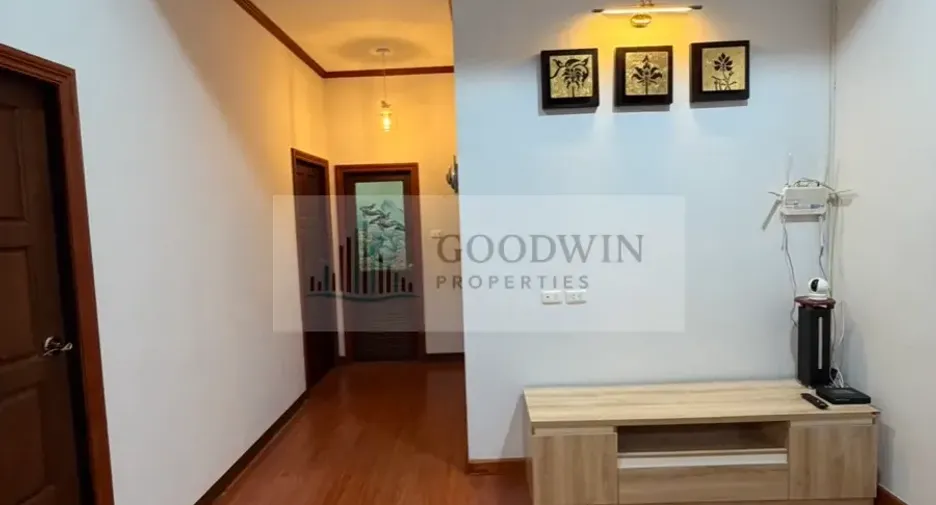 Haus zum Kauf und zur Miete mit 3 Zimmer in East Pattaya, Pattaya