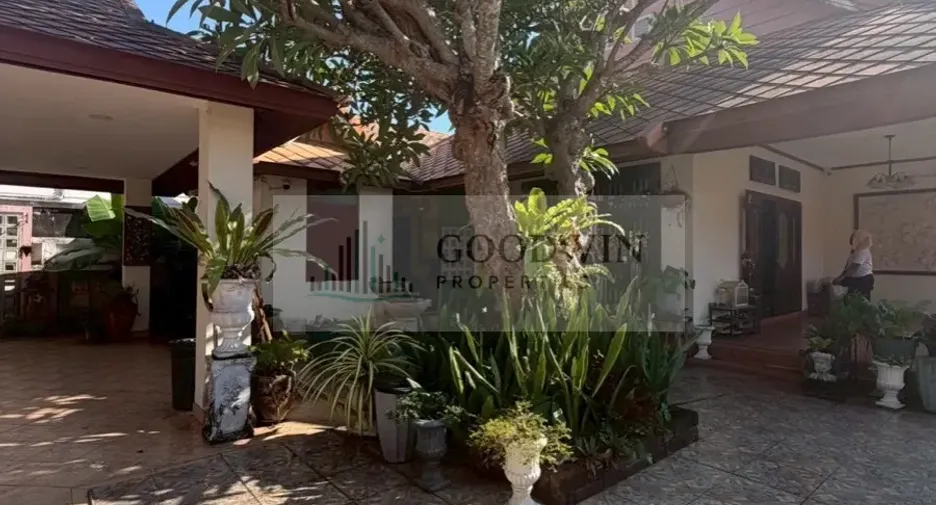 Haus zum Kauf und zur Miete mit 3 Zimmer in East Pattaya, Pattaya