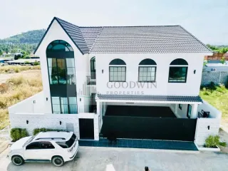 For sale 3 bedrooms condo in Bang Lamung, Chonburi