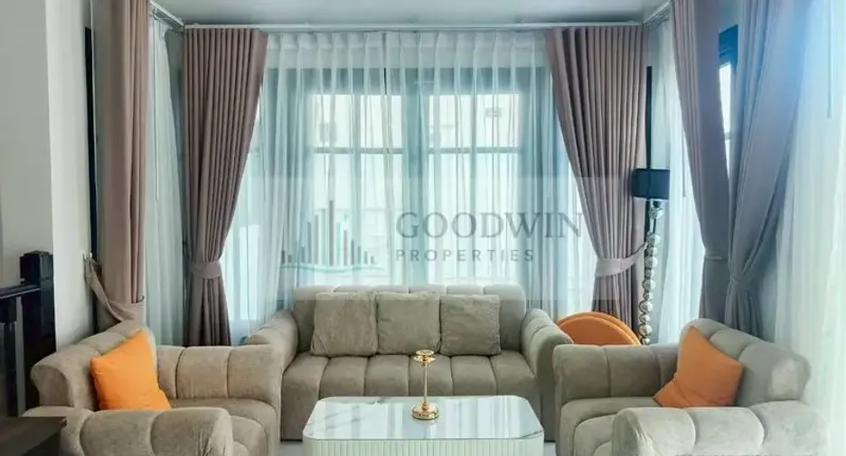 Haus zur Miete mit 5 Zimmer in Jomtien, Pattaya