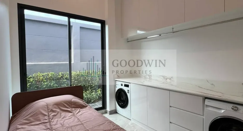 For rent and for sale 4 bedrooms house in Bang Lamung, Chonburi