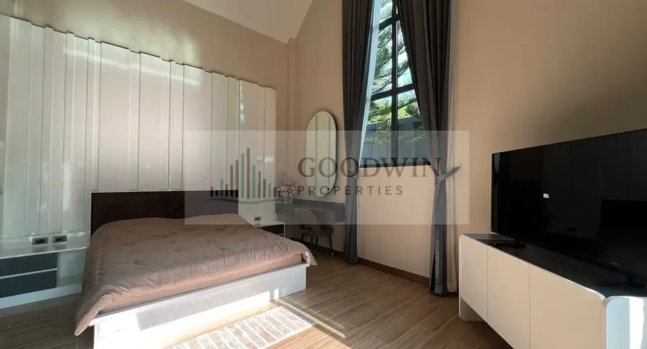For rent and for sale 4 bedrooms house in Bang Lamung, Chonburi