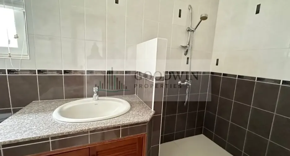 Casa en alquiler de 3 habitaciones en East Pattaya, Pattaya