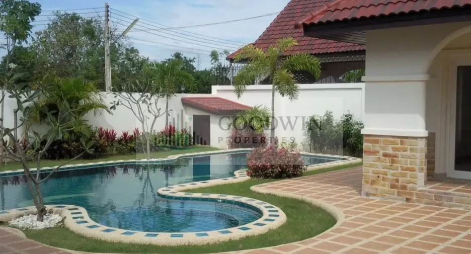 Casa en alquiler de 3 habitaciones en East Pattaya, Pattaya