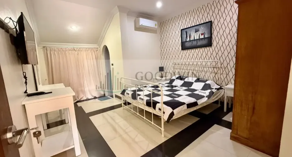 Haus zum Kauf und zur Miete mit 5 Zimmer in Jomtien, Pattaya
