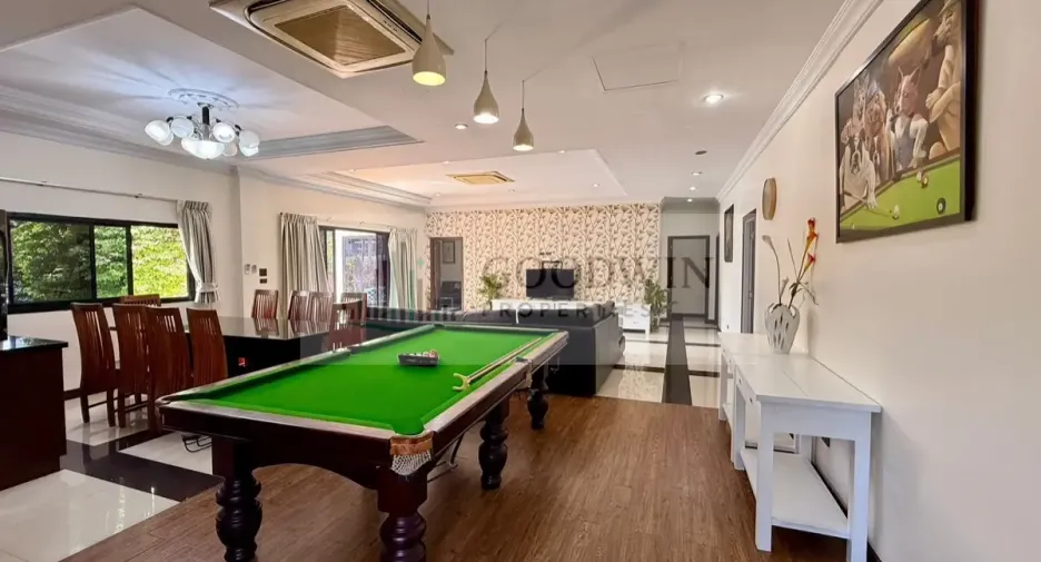 Haus zum Kauf und zur Miete mit 5 Zimmer in Jomtien, Pattaya