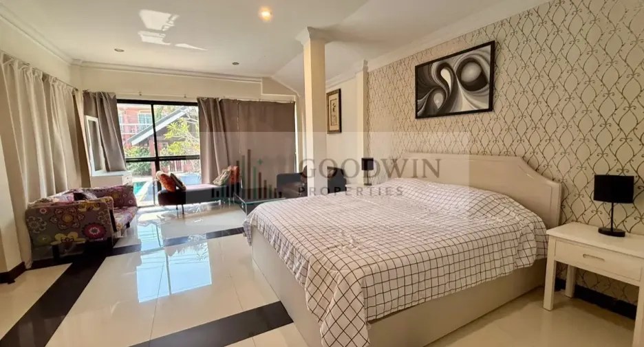 Haus zum Kauf und zur Miete mit 5 Zimmer in Jomtien, Pattaya