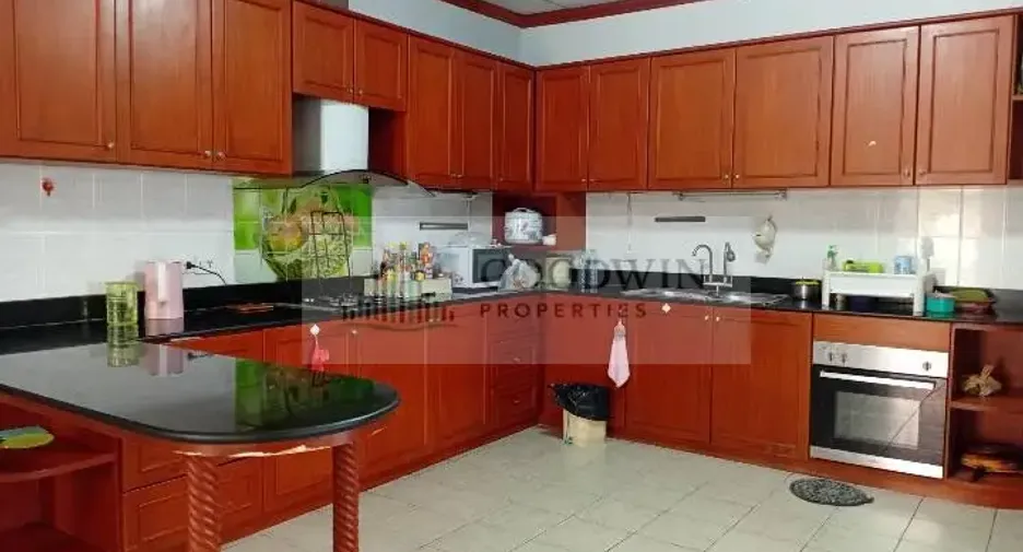 Haus zum Kauf mit 3 Zimmer in Bang Saray, Pattaya