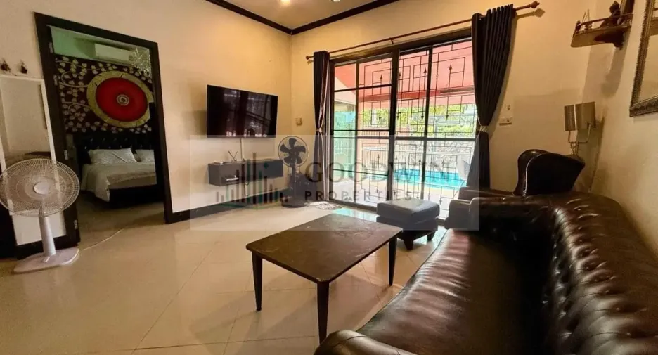 Haus zum Kauf und zur Miete mit 3 Zimmer in Pratumnak, Pattaya