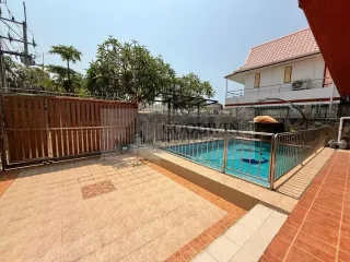 Haus zum Kauf und zur Miete mit 3 Zimmer in Bang Lamung, Chonburi