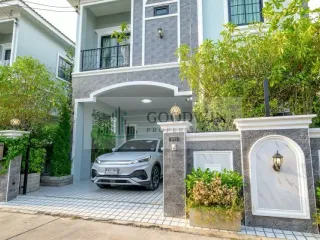 À louer 3 chambres maison à Bang Lamung, Chonburi