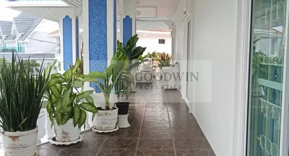 Haus zum Kauf mit 4 Zimmer in Bang Lamung, Chonburi