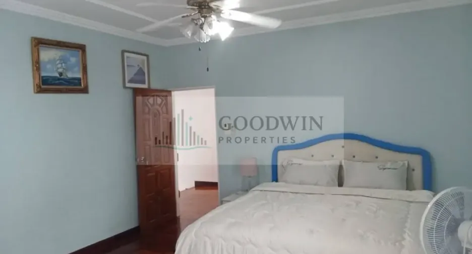 Haus zum Kauf mit 4 Zimmer in Bang Lamung, Chonburi