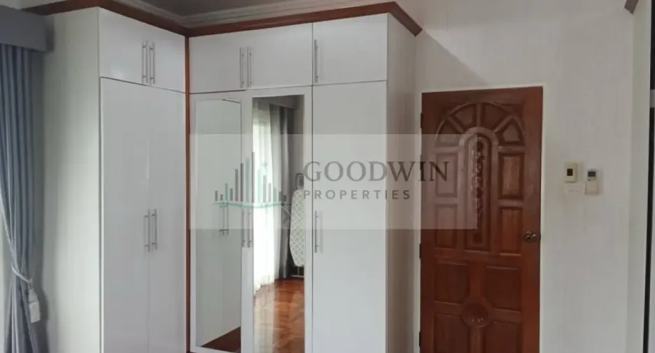 Haus zum Kauf mit 4 Zimmer in Bang Lamung, Chonburi