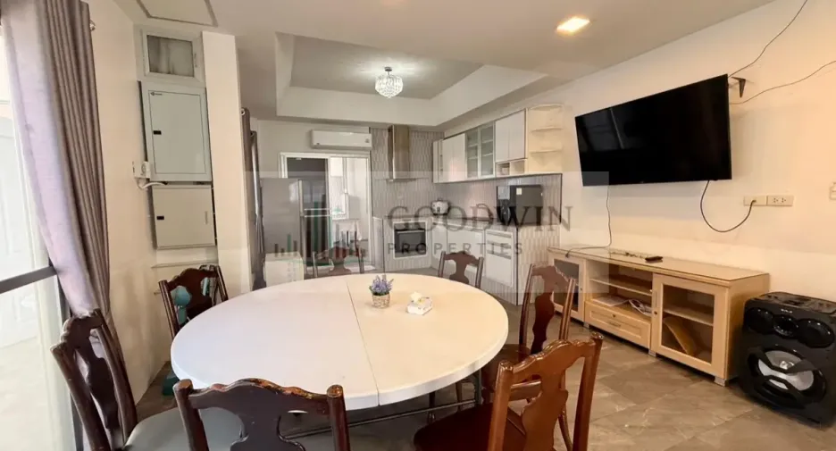 For sale and for rent 6 bedrooms house in Jomtien, Pattaya