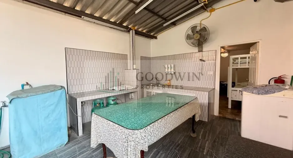 For sale and for rent 6 bedrooms house in Jomtien, Pattaya