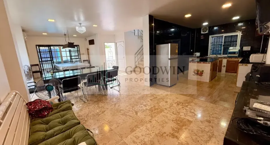 Wohnung zum Kauf und zur Miete mit 7 Zimmer in Jomtien, Pattaya