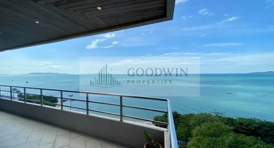 À vendre 2 chambres condo à Pratumnak, Pattaya