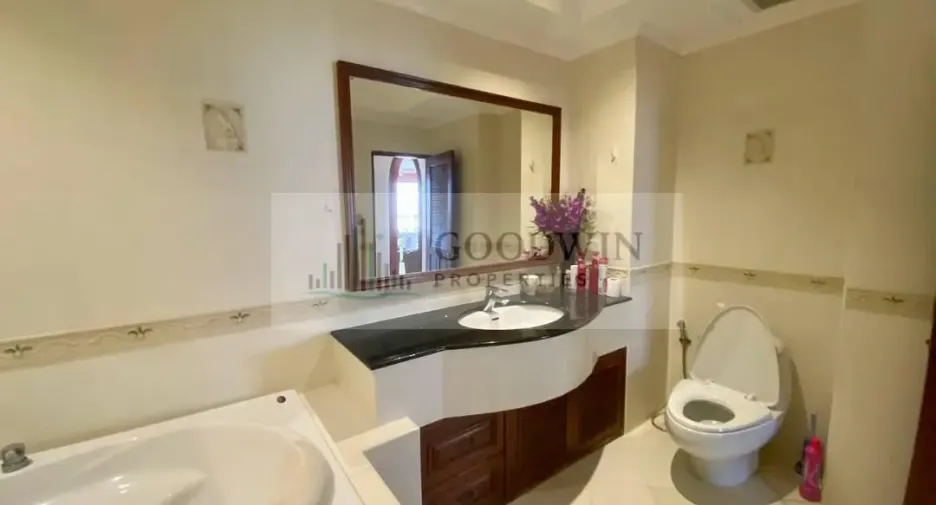 À vendre 2 chambres condo à Pratumnak, Pattaya
