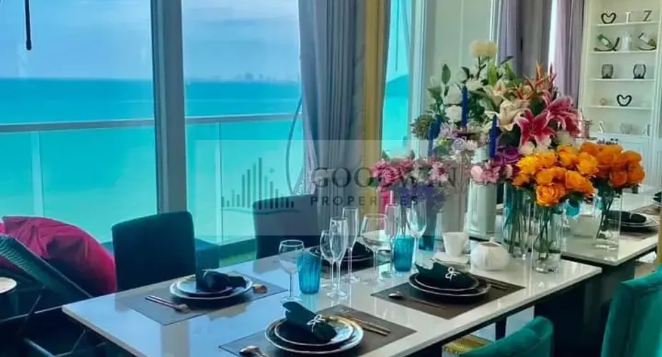 For sale そして for rent 2 ベッドルーム condo in Sattahip, Chonburi