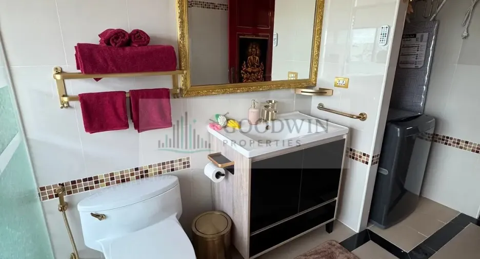 For rent そして for sale 2 ベッドルーム condo in Bang Lamung, Chonburi