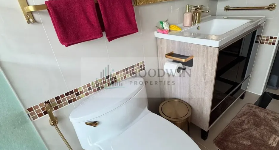 For rent そして for sale 2 ベッドルーム condo in Bang Lamung, Chonburi
