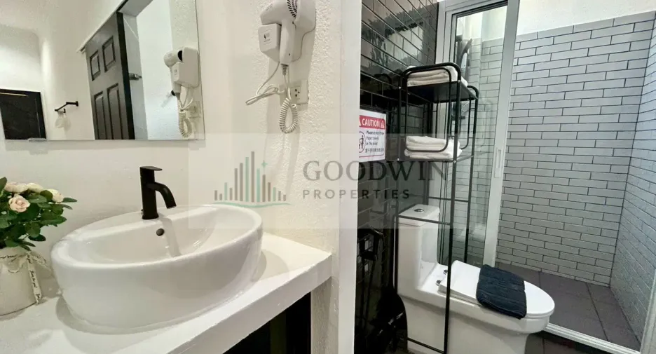 For sale 3 bedrooms villa in Pratumnak, Pattaya