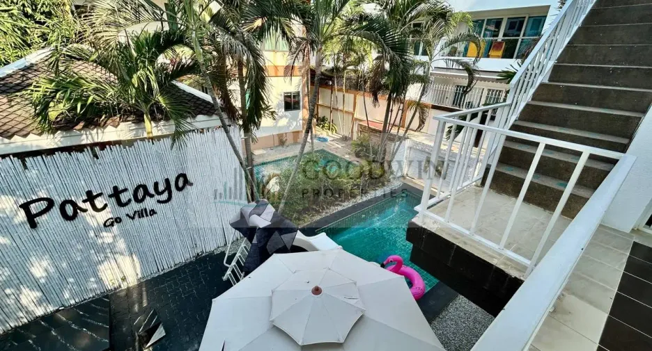 For rent and for sale 3 bedrooms house in Pratumnak, Pattaya