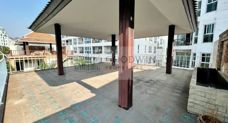 For rent and for sale 3 bedrooms house in Pratumnak, Pattaya