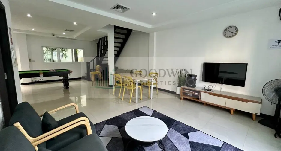 For rent and for sale 3 bedrooms house in Pratumnak, Pattaya