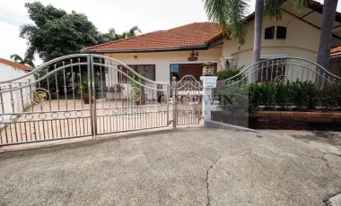 For sale 3 bedrooms house in Sattahip, Chonburi