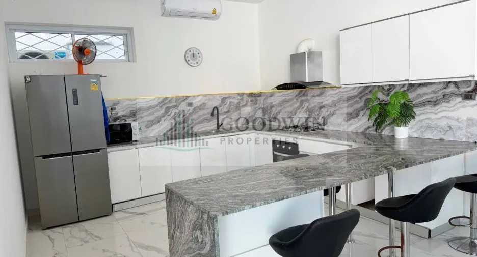 Wohnung zum Kauf und zur Miete mit 6 Zimmer in Pratumnak, Pattaya