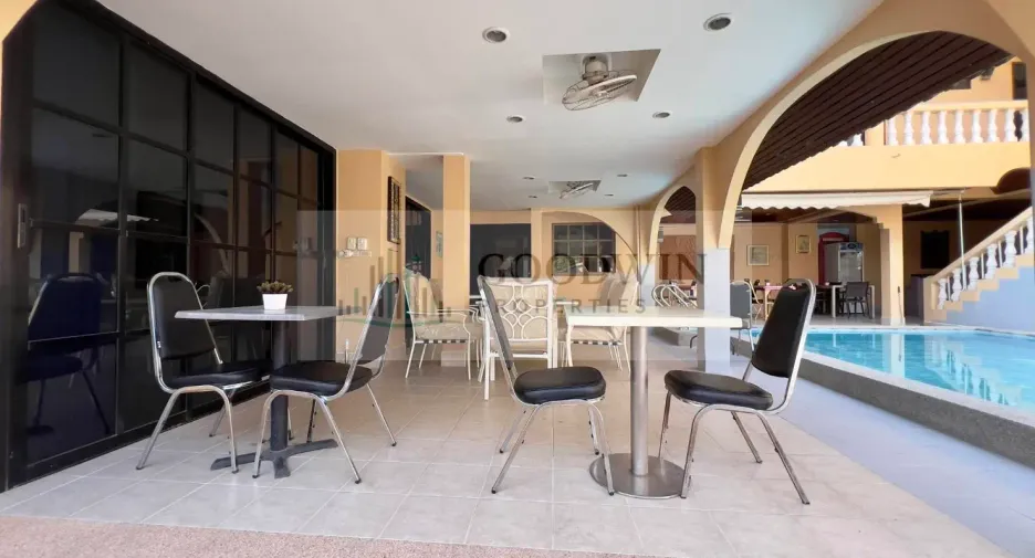 For sale and for rent 7 bedrooms condo in South Pattaya, Pattaya