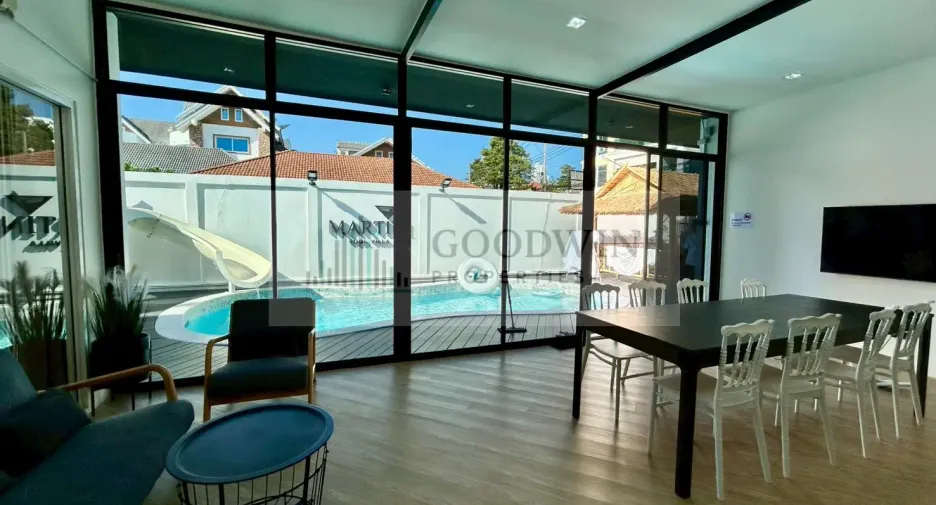 For sale 3 bedrooms villa in Pratumnak, Pattaya