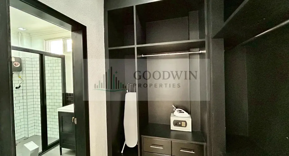 For sale 3 bedrooms villa in Pratumnak, Pattaya