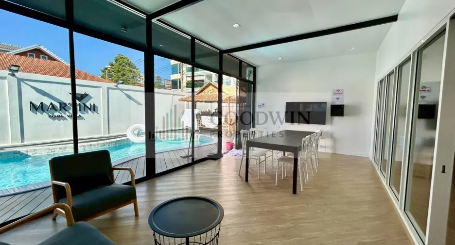 For sale 3 bedrooms villa in Pratumnak, Pattaya
