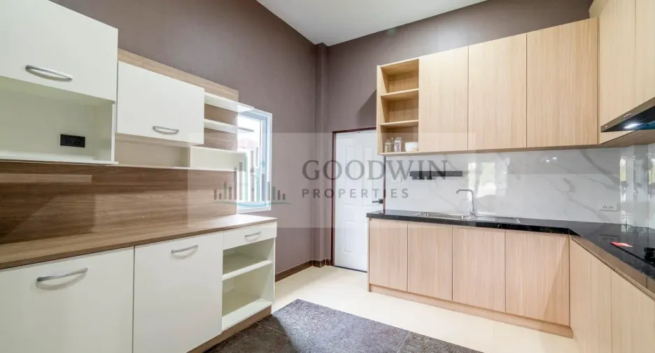 Продажа 3 спальни дом в Банг Ламунг, Чонбури