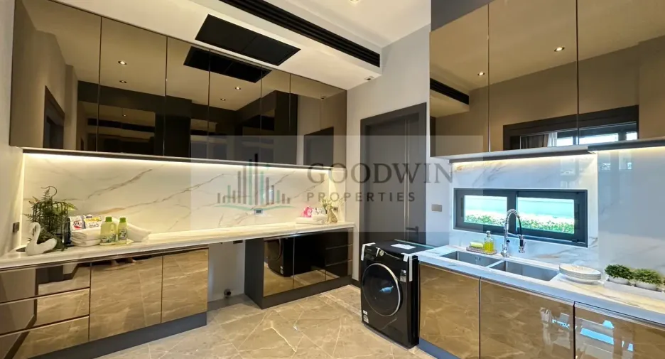 Casa en venta de 4 habitaciones en East Pattaya, Pattaya