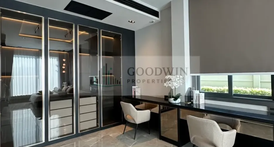Casa en venta de 4 habitaciones en East Pattaya, Pattaya