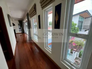 For rent 5 bedrooms condo in Bang Lamung, Chonburi