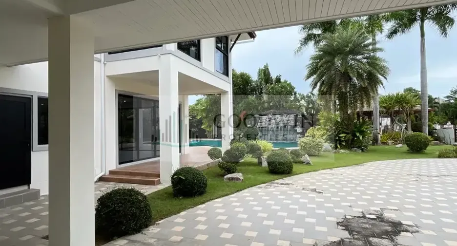 Condo en venta de 4 habitaciones en Huay Yai, Pattaya