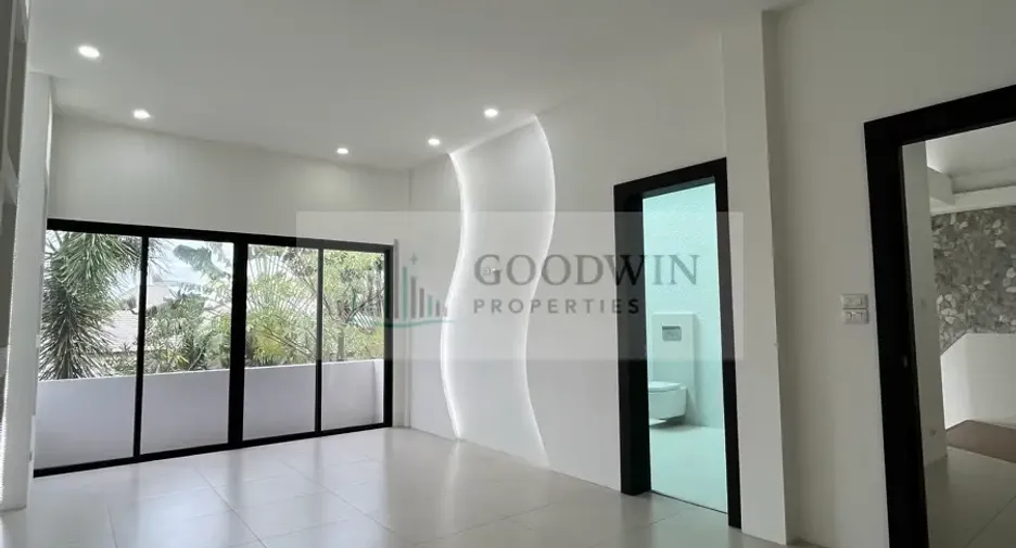 Condo en venta de 4 habitaciones en Huay Yai, Pattaya