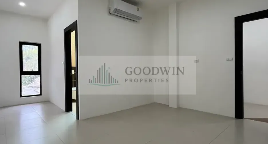 Condo en venta de 4 habitaciones en Huay Yai, Pattaya