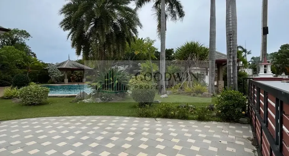 Condo en venta de 4 habitaciones en Huay Yai, Pattaya