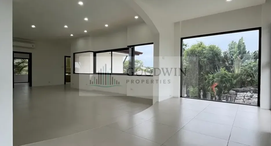 Condo en venta de 4 habitaciones en Huay Yai, Pattaya
