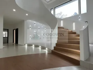 For sale 4 ベッドルーム condo in Bang Lamung, Chonburi