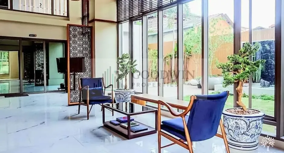出售 和 出租 2 卧室 公寓 在 Sattahip, Chon Buri