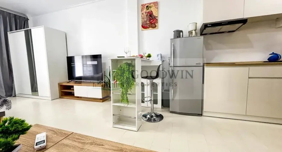 À louer et à vendre studio condo à Jomtien, Pattaya